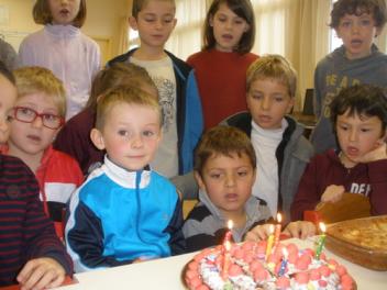 L Anniversaire De Nathan 6 Ans Ecole Coat Pin De Riec Sur Belon