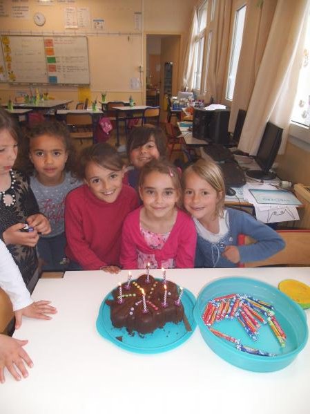 Bon Anniversaire Lisa 8 Ans Ecole Coat Pin De Riec Sur Belon