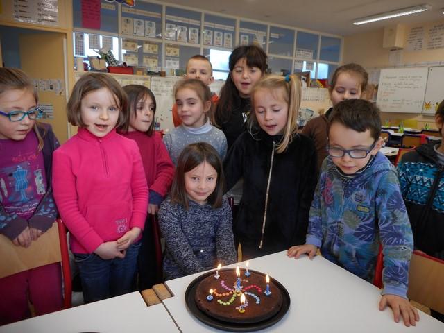 Joyeux Anniversaire Laura Ecole Coat Pin De Riec Sur Belon