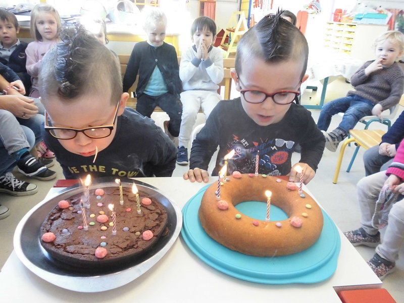 Eliott Et Sacha Ont 5 Ans Ecole Coat Pin De Riec Sur Belon