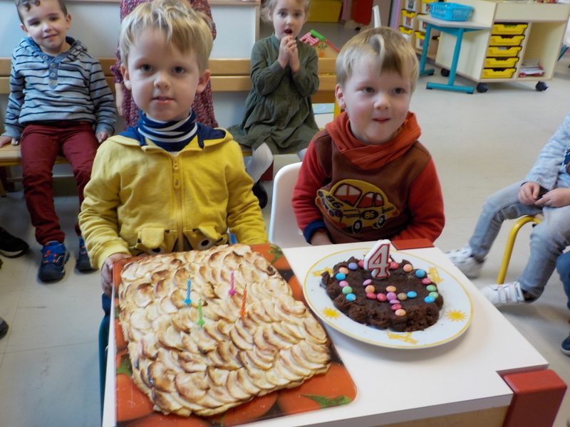 Louis Et Victor Ont 4 Ans Joyeux Anniversaire Ecole Coat Pin De Riec Sur Belon